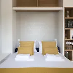 S. Bento Downtown Apartmán