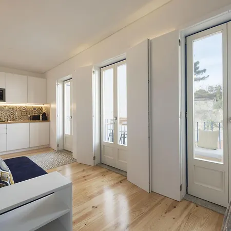 S. Bento Downtown Oporto